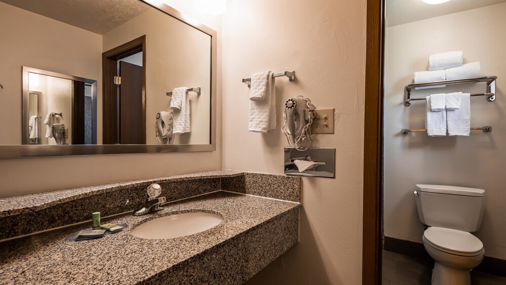 Best Western Paradise Inn - photo 11