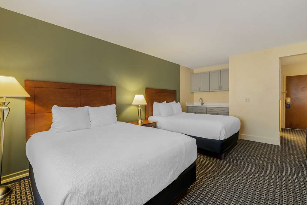 Best Western Plus Brunswick Bath - photo 22