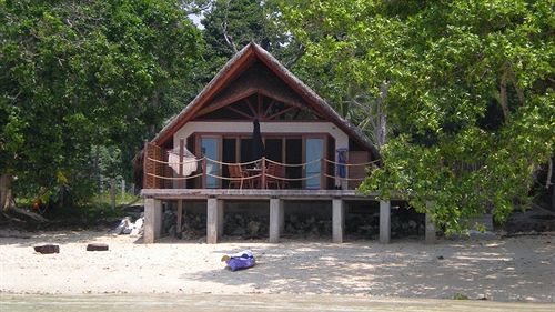 Lope Lope Lodge — 5-Star Luxury Hotel in Luganville, Vanuatu