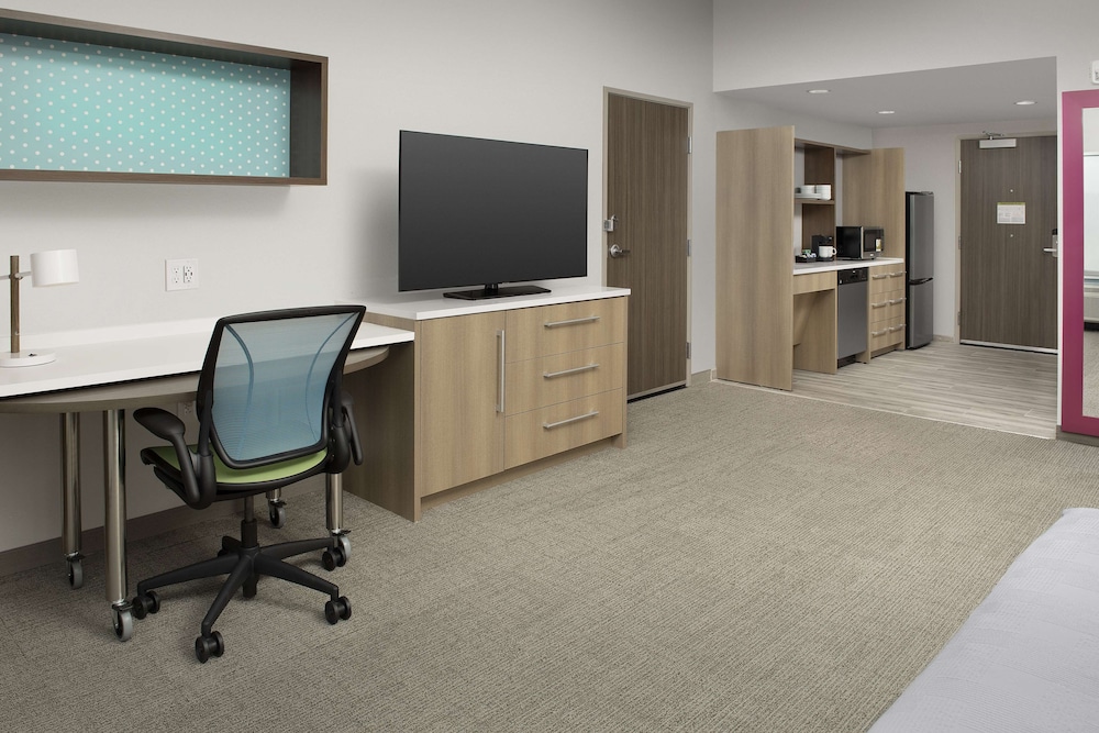 Home2 Suites by Hilton Fort Myers Airport - photo 8