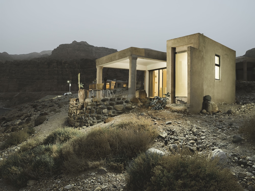 Mujib Chalets - carbon neutral hotel in Amman