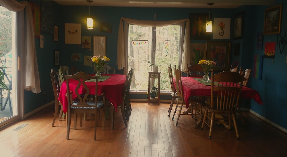 Lil Black Bear Inn - photo 134
