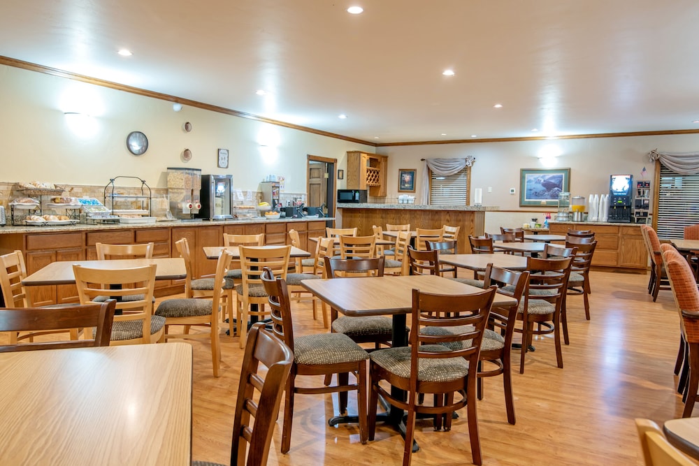 Silver Spruce Inn - photo 35