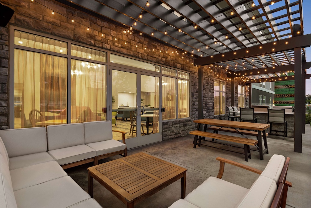 Homewood Suites by Hilton Carlisle - photo 31