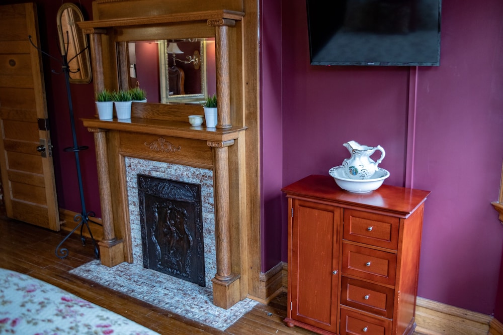 Elk River Hotel & Cafe - photo 26