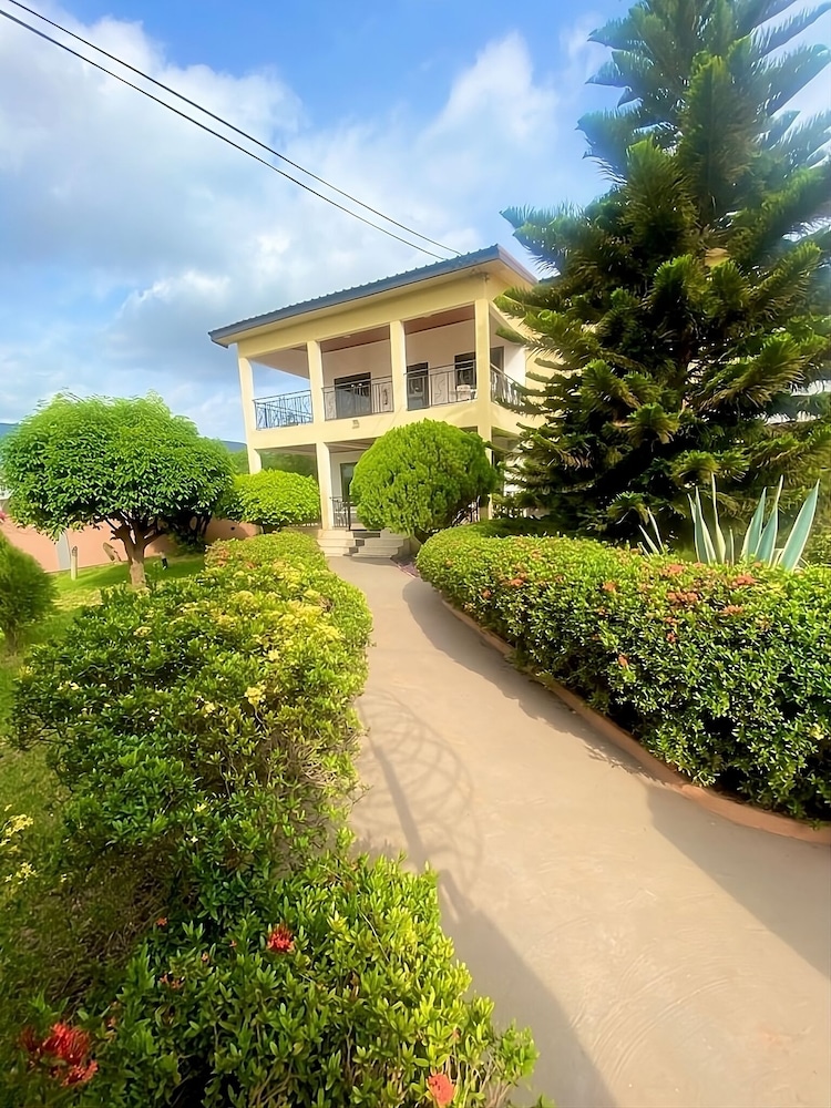 Ghouse Ideal For Friendsfamily And Corporate in Tema, Ghana