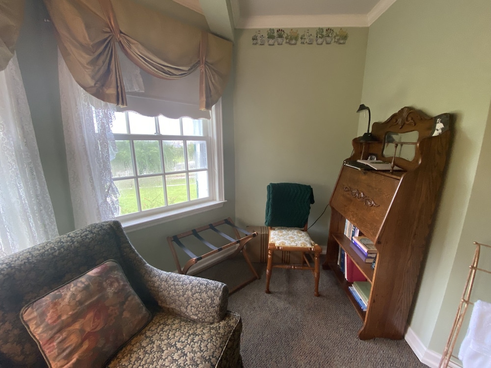 The Cypress Inn Bed & Breakfast - photo 52
