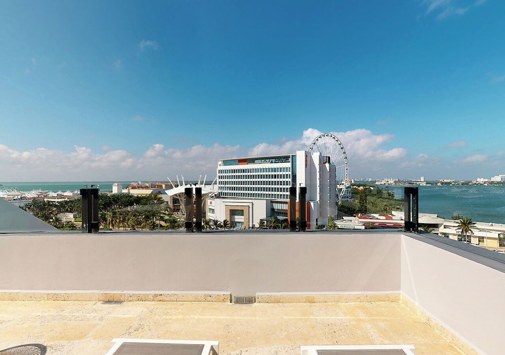 Park Royal Beach Cancun All Inclusive