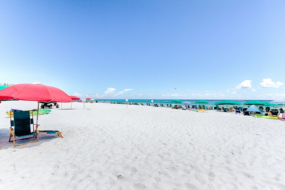 Pelican Beach Resort - photo 55