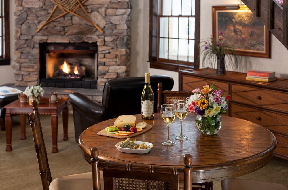 Inn at Lake Joseph - photo 13