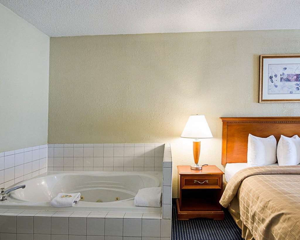 Quality Inn Troutville Roanoke North - photo 22