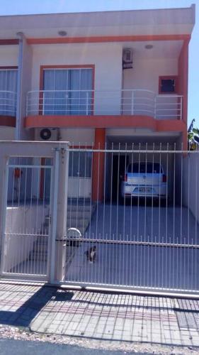 Lindo sobrado em Itapema in Itapema, Brasil