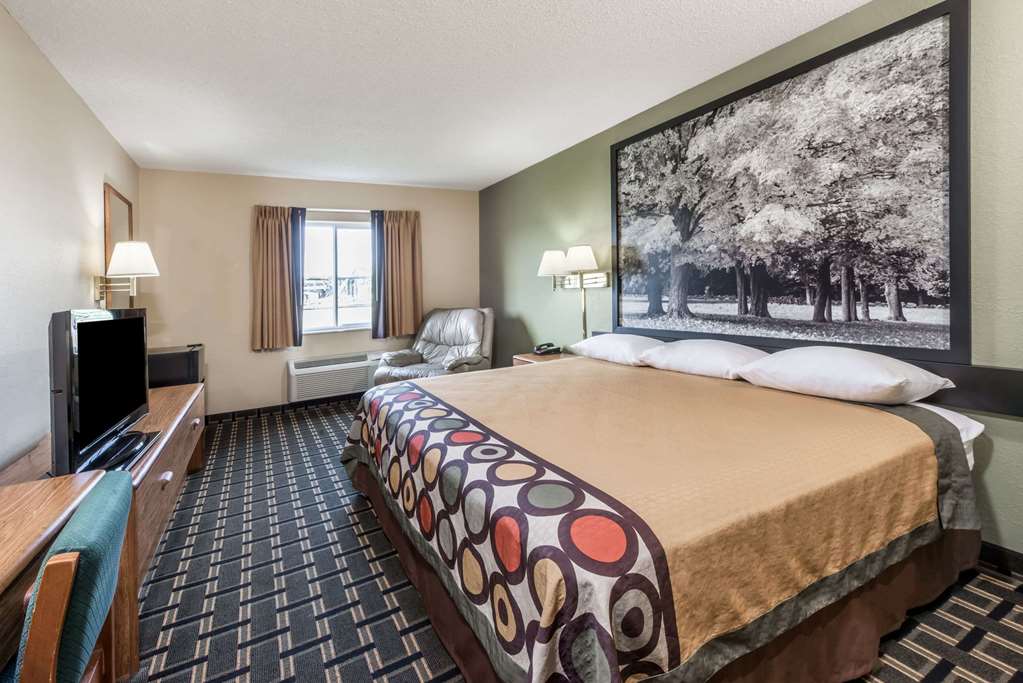Super 8 by Wyndham Greenville - photo 13