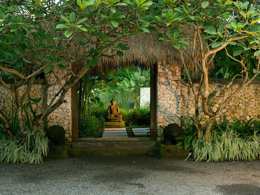 Villa Samadhana — 5-Star Luxury Hotel in Bali, Indonesia