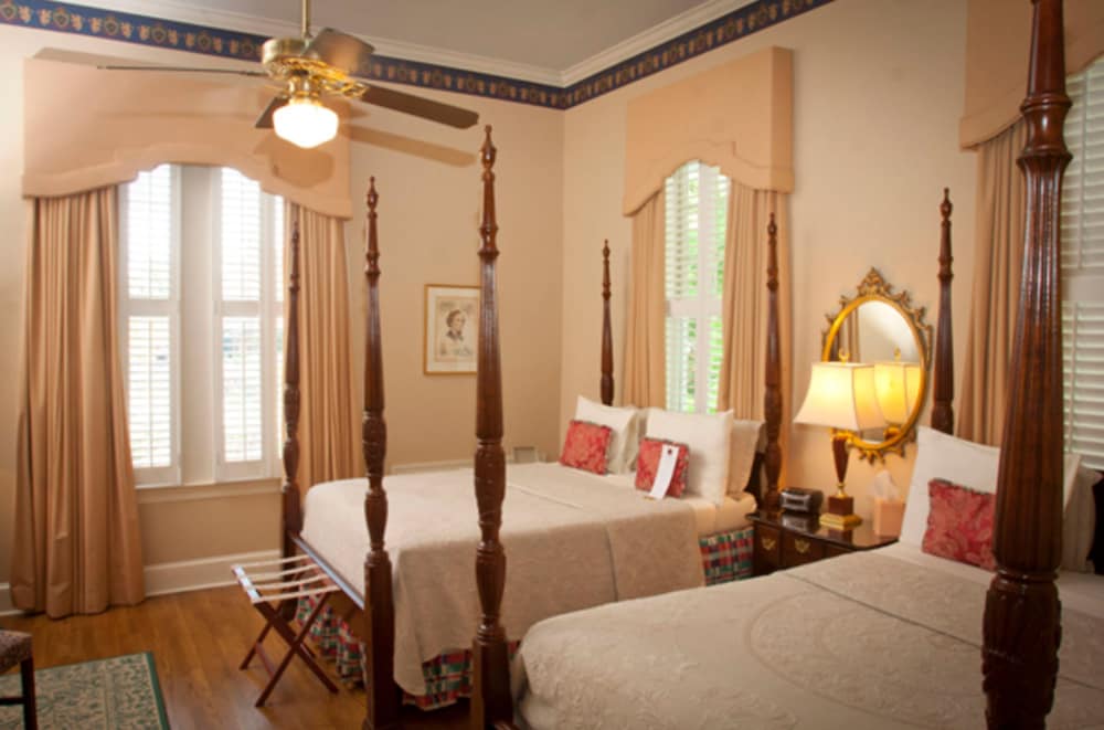 1842 Inn - photo 35