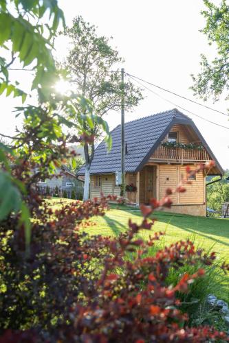 Brvnara Oganj in Cajetina, Serbia