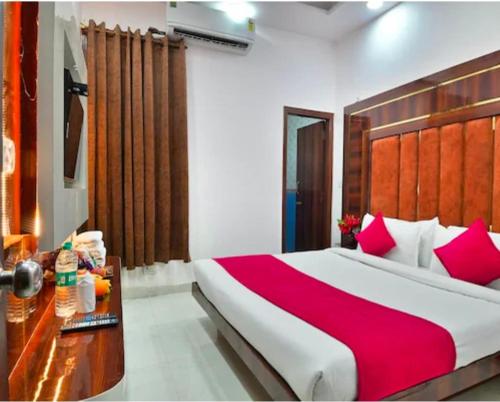 Radiant hotel andheri east terminal 1 2 — hotel near Chhatrapati Shivaji Maharaj International Airport