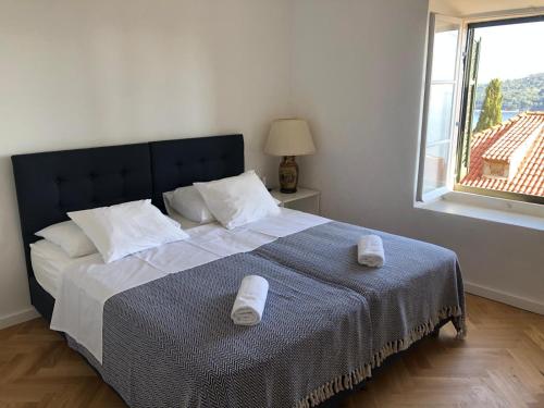 Niva 2 stunning sea view 2 bedroom apartment