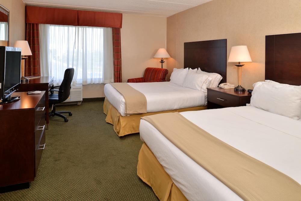 Holiday Inn Express Hotel & Suites Ocean City by IHG - photo 10