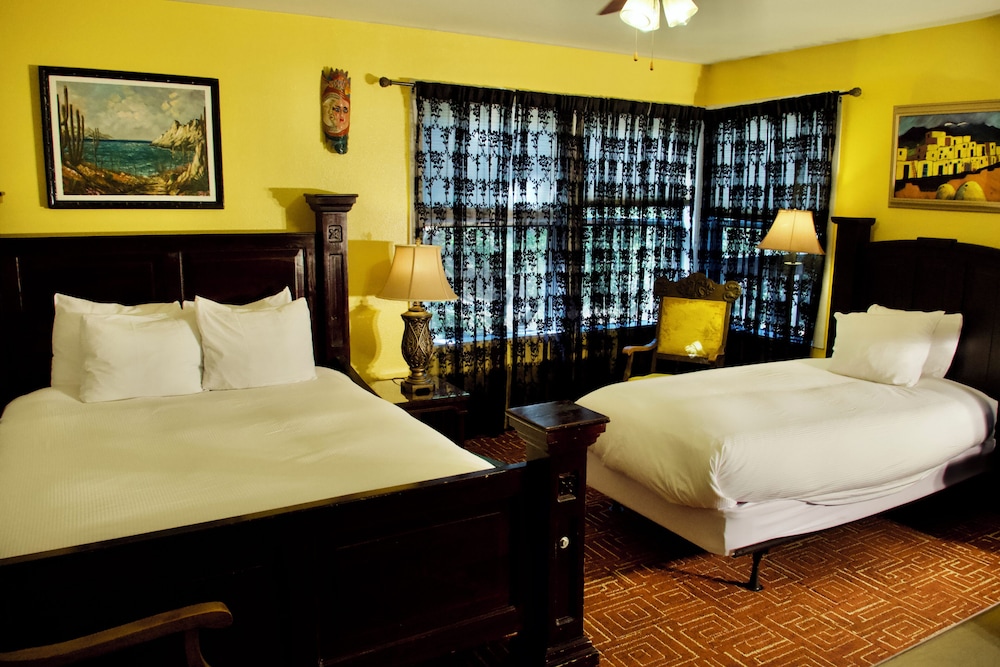 Yosemite Bug Rustic Mountain Resort - photo 5