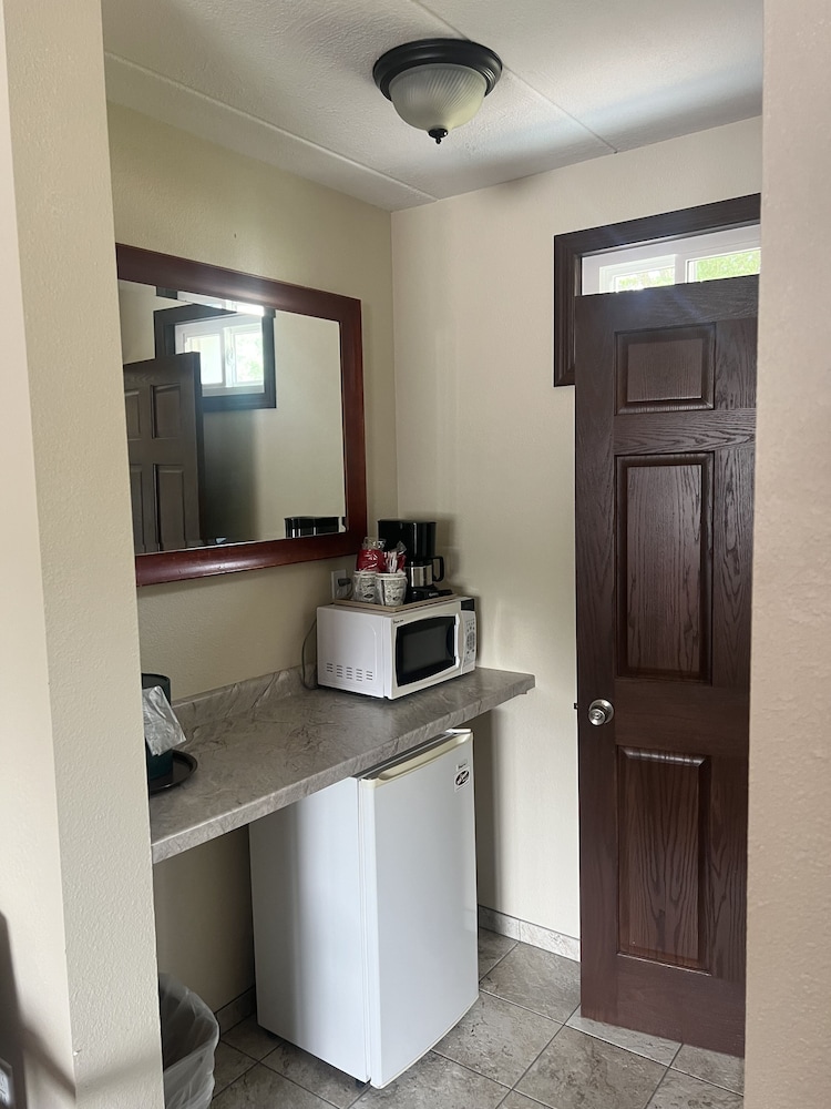 All Star Inn & Suites - photo 114
