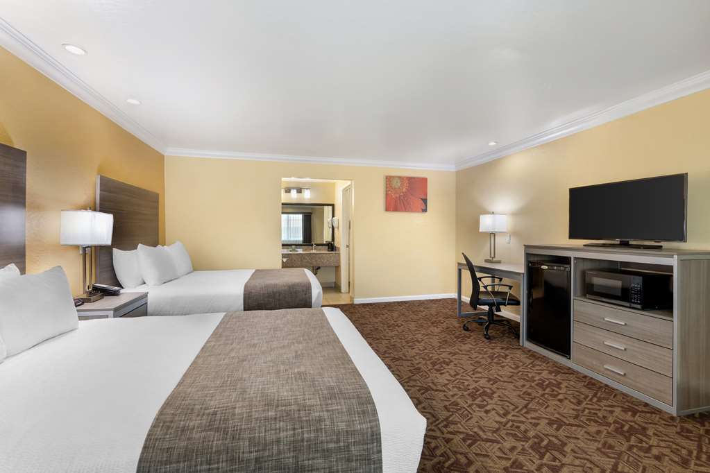 Best Western Hanford Inn - photo 18