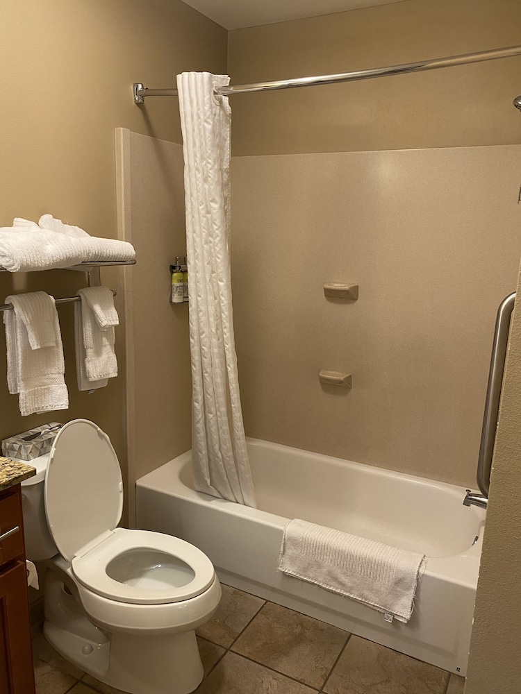 Candlewood Suites Williamsport by IHG - photo 36