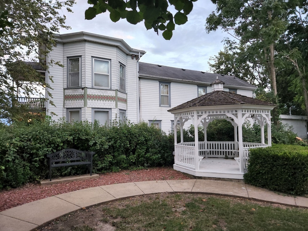 Hawthorne Inn - photo 22