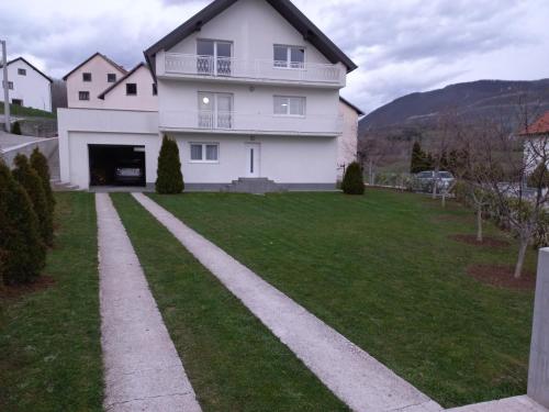 Apartmani Ivana — 4-Star Luxury Hotel in Prozor, Bosnia and Herzegovina