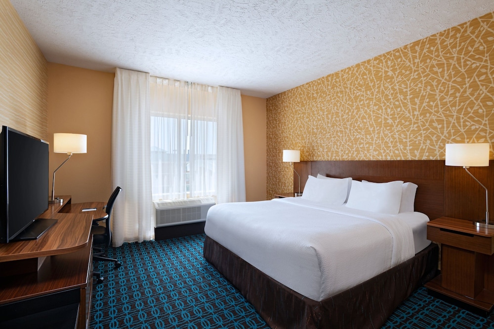 Fairfield Inn & Suites Lincoln Airport - photo 16