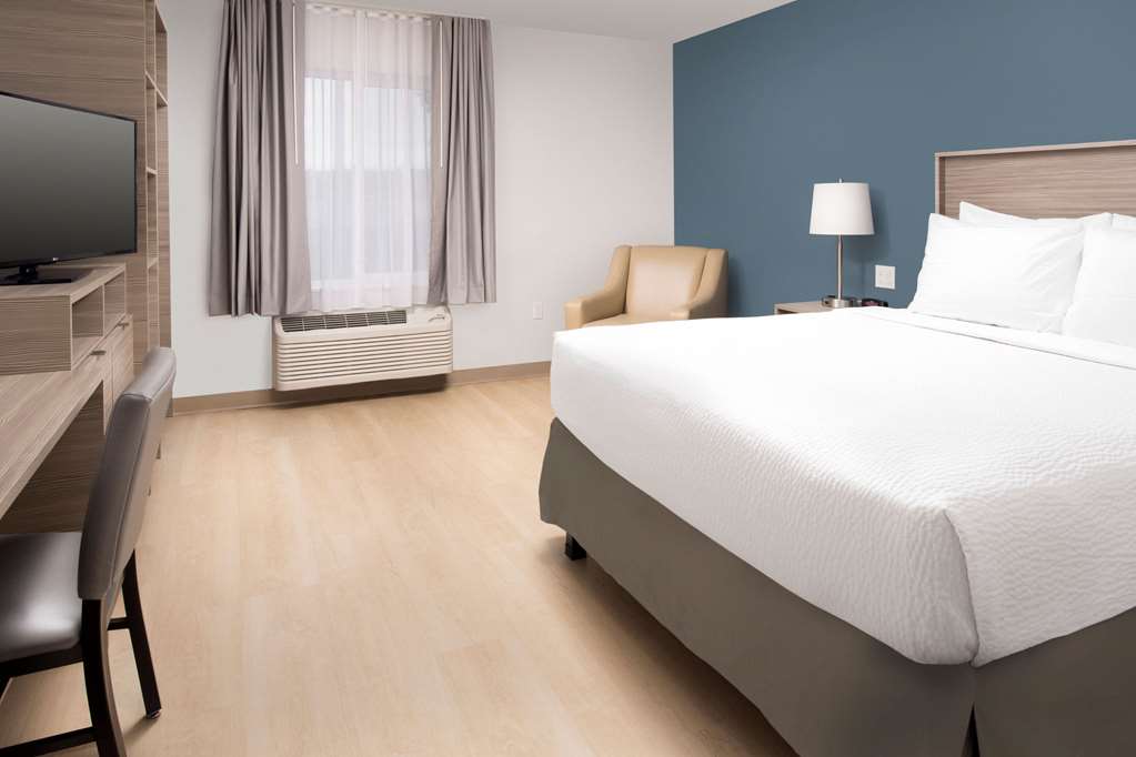 WoodSpring Suites Seattle Redmond - photo 11