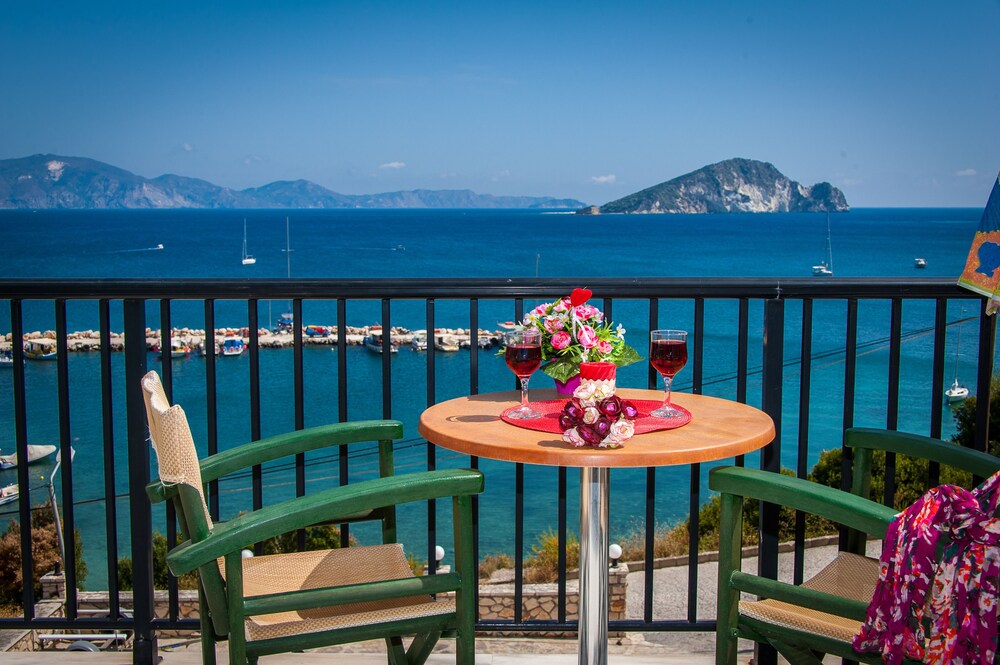 Karmiris Studios - carbon neutral hotel in Zakynthos
