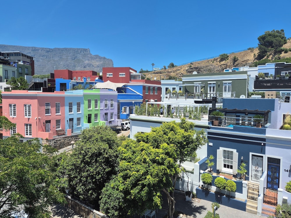 De Waterkant Cottages — 4-Star Luxury Hotel in Cape Town, South Africa