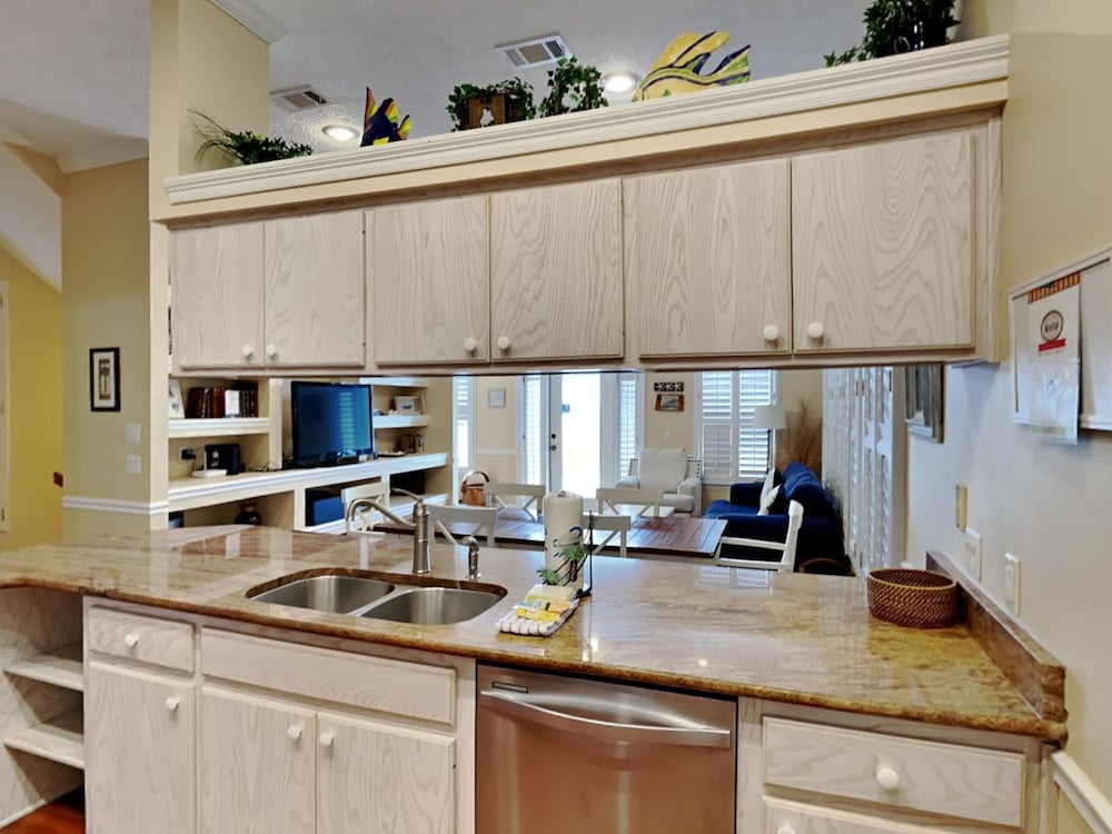 Camellia House - photo 10