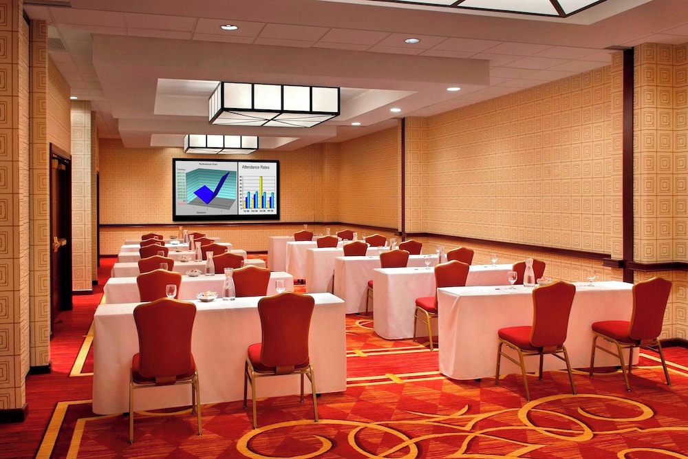 Trumbull Marriott Shelton - photo 31