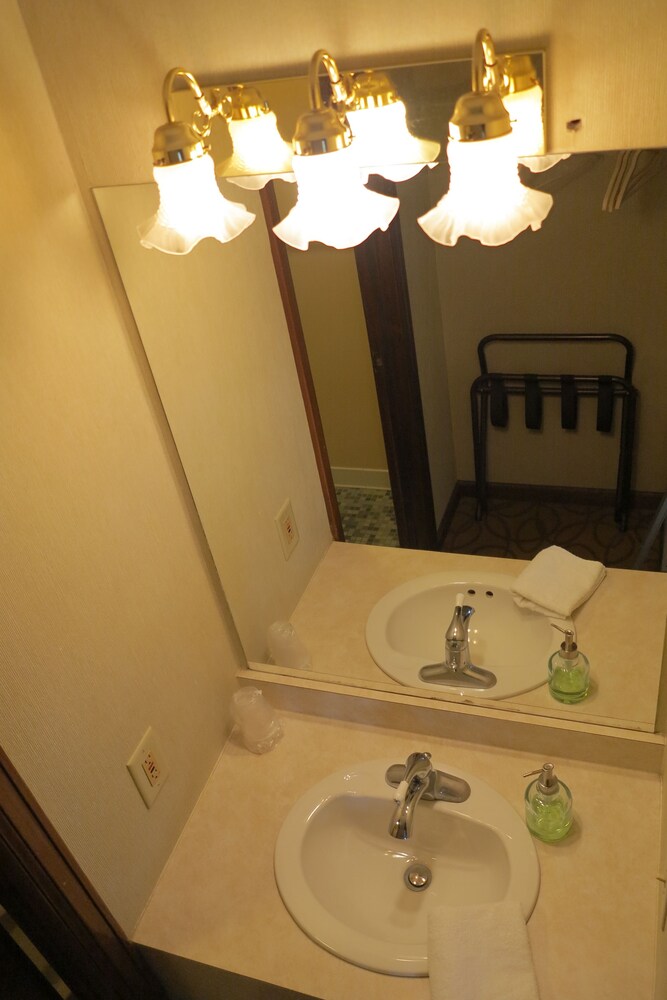 Ggt Tibet Inn - photo 12