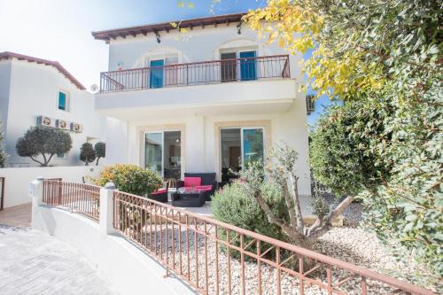 Katerina Luxury Villas