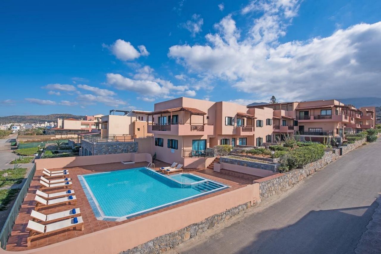 Koutrakis Suites — 4-Star Luxury Hotel in Agios Nikolaos, Greece