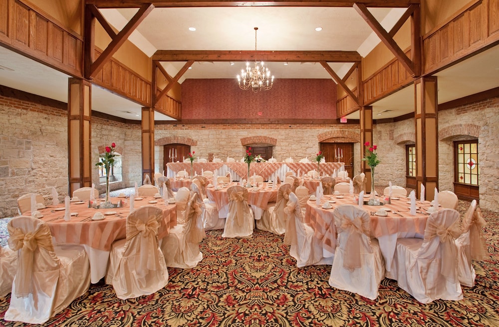 Holiday Inn St. Louis West Six Flags by IHG - photo 35
