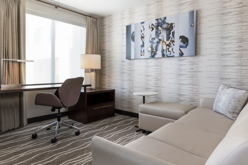 Residence Inn Anaheim Brea - photo 18