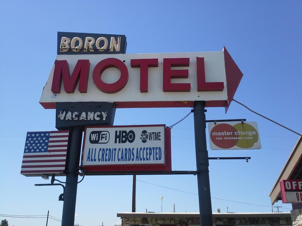 Boron Motel - carbon neutral hotel in Boron
