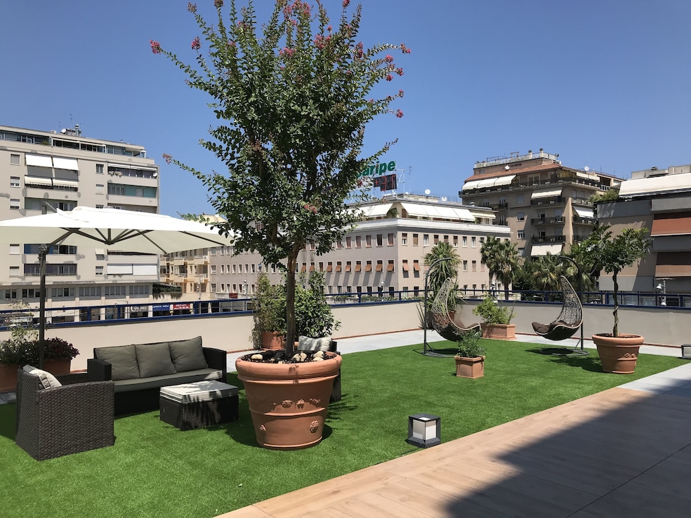 Myhome 75 Premium Luxury B&B — 4-Star Luxury Hotel in Pescara, Italy