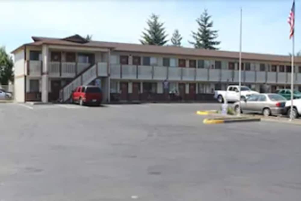 Kings Motor Inn - photo 2