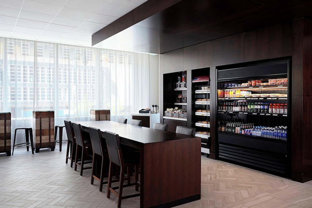 New York Marriott at the Brooklyn Bridge - photo 54