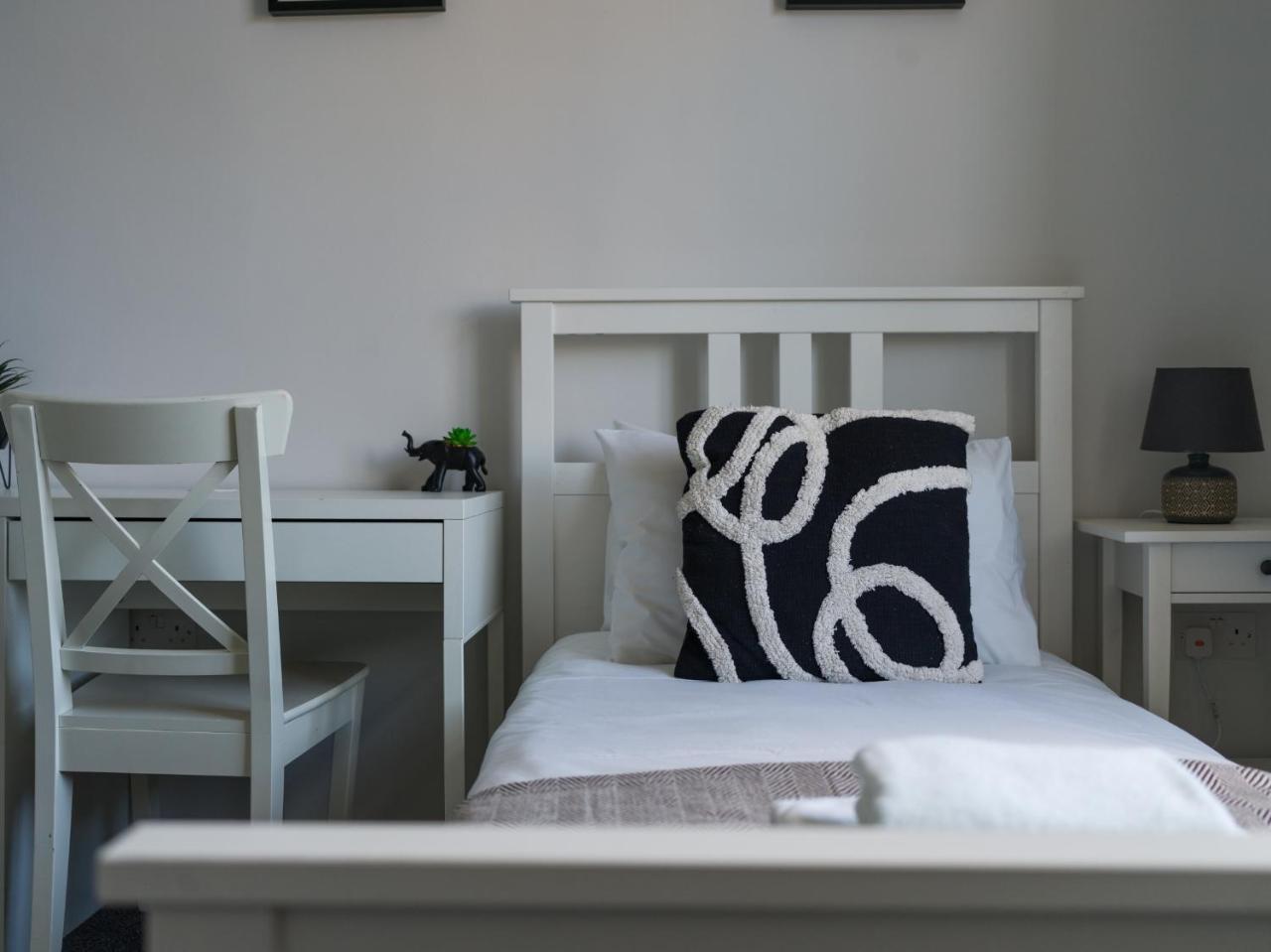 Lilys Apartment 2 2bedroom Northumberland — 4-Star Luxury Hotel in Bedlington, United Kingdom