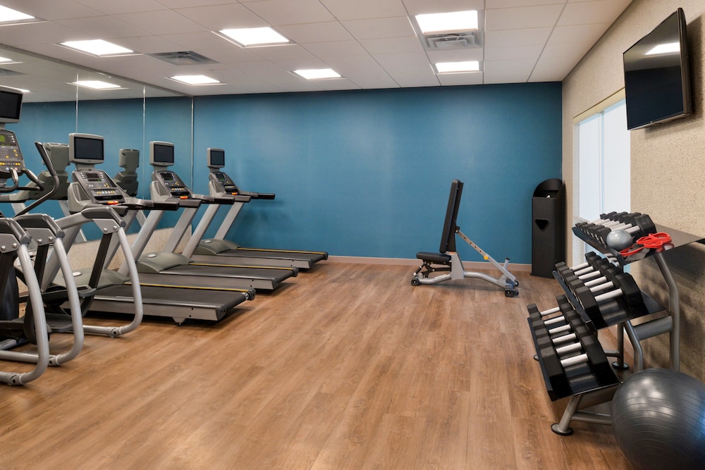 Holiday Inn Express & Suites Ottumwa by IHG - photo 37