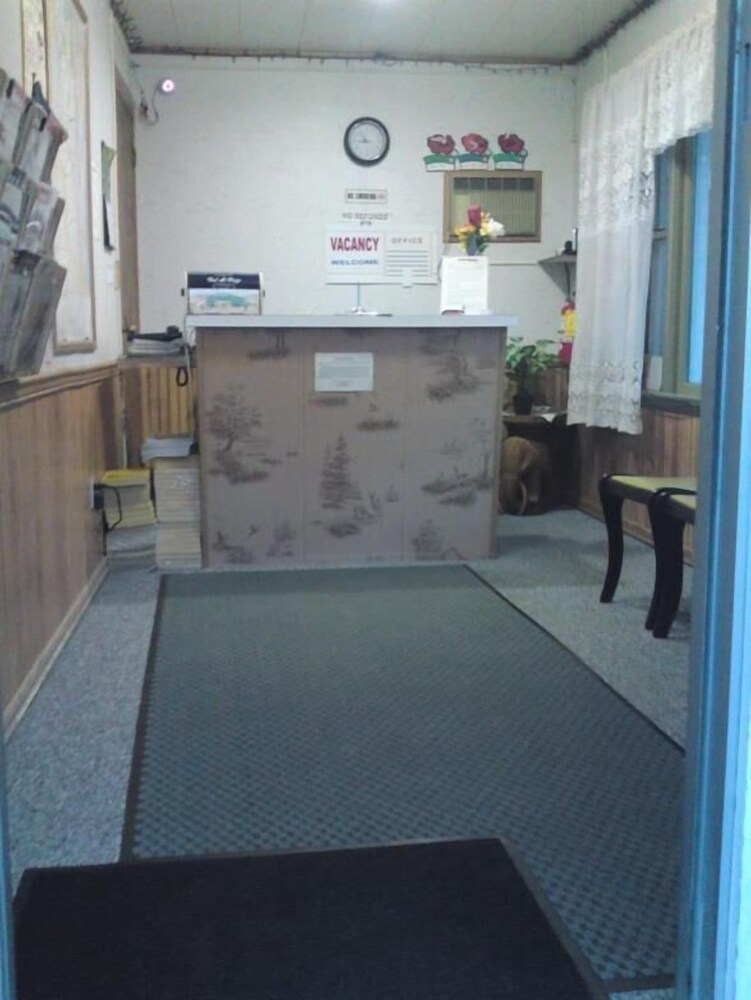 Home Motel Abbotsford - photo 2