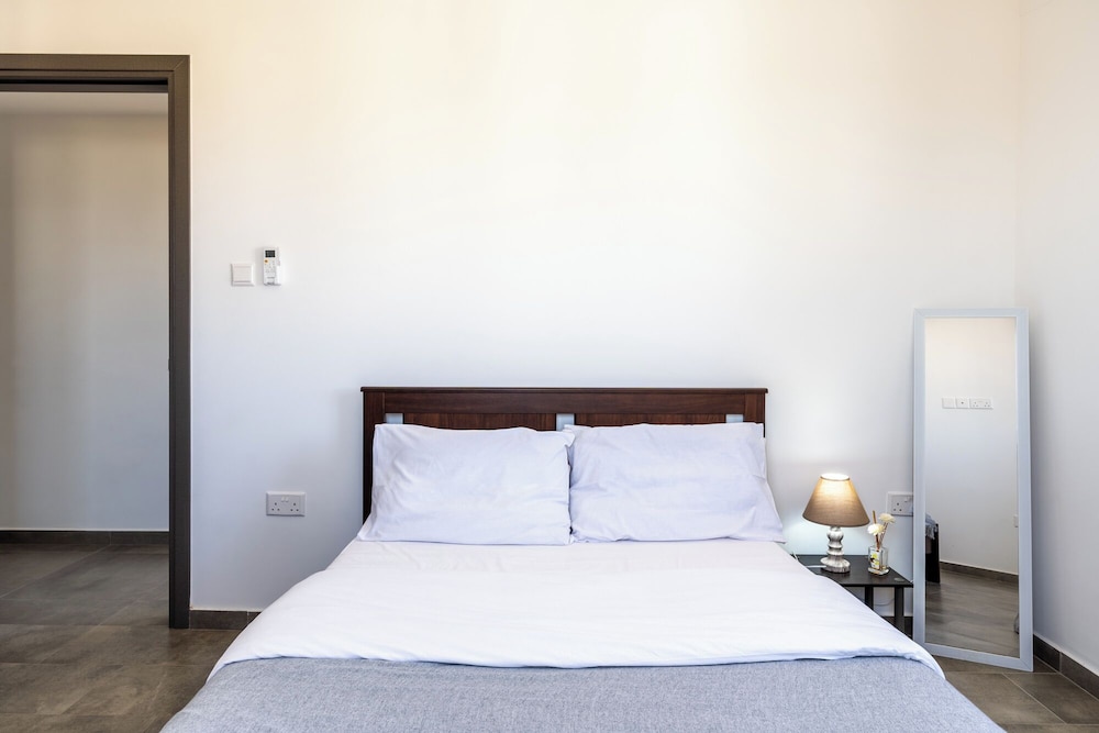 Maryam’s 2 BR Apt Facing Larnaca Harbor With Pool