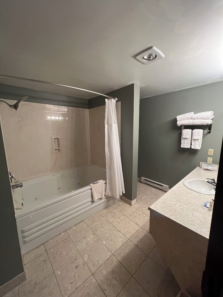 Webb's Year Round Resort - photo 18