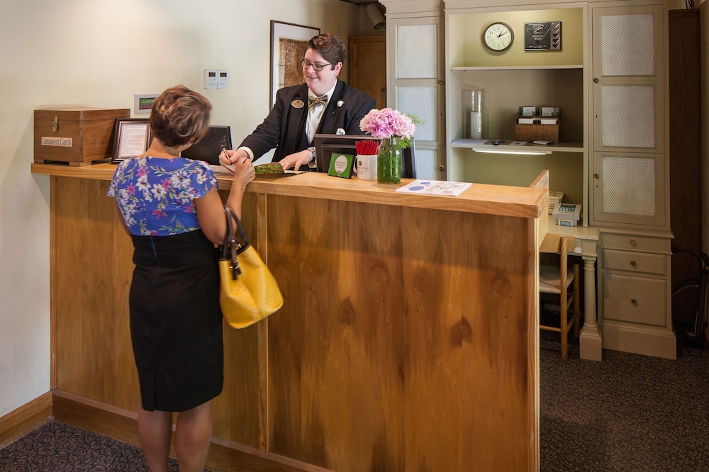 New Harmony Inn Resort and Conference Center - photo 2